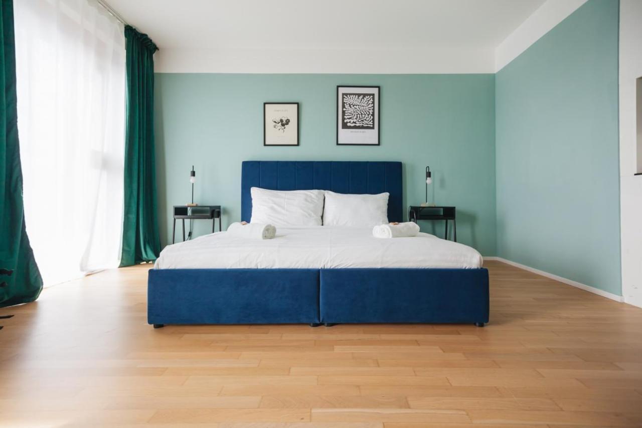 Decorous Cozy City View Suite เวียนนา ภายนอก รูปภาพ