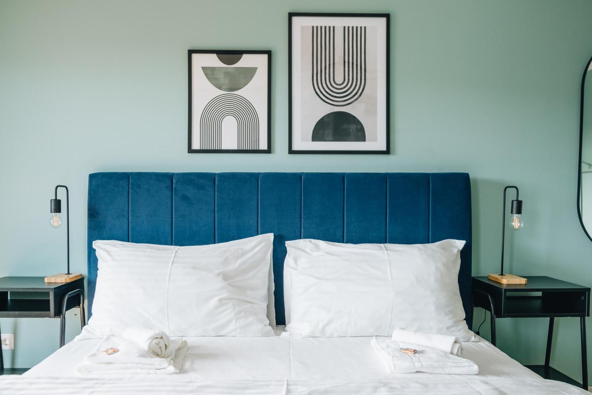 Decorous Cozy City View Suite เวียนนา ภายนอก รูปภาพ