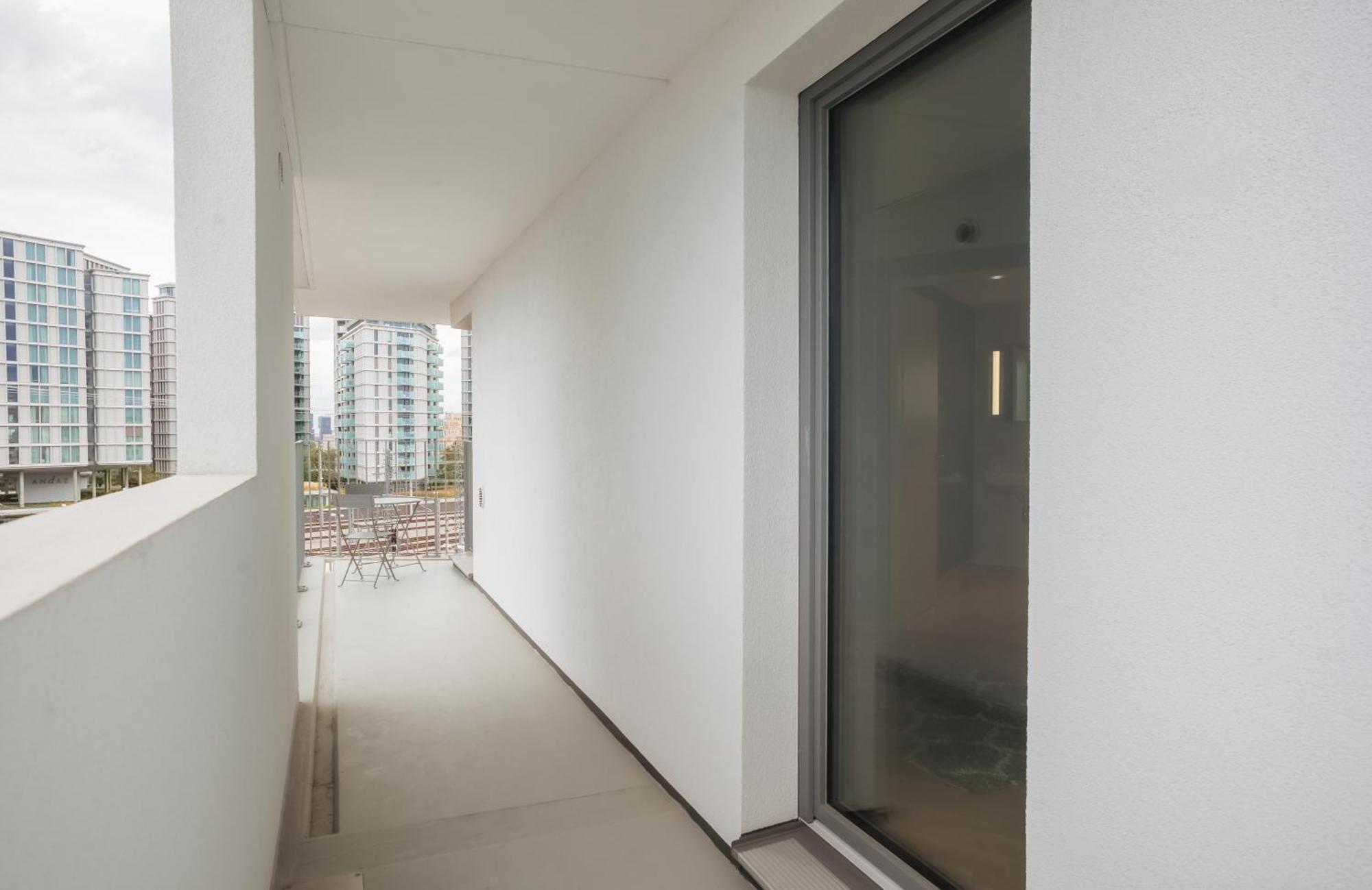 Decorous Cozy City View Suite เวียนนา ภายนอก รูปภาพ
