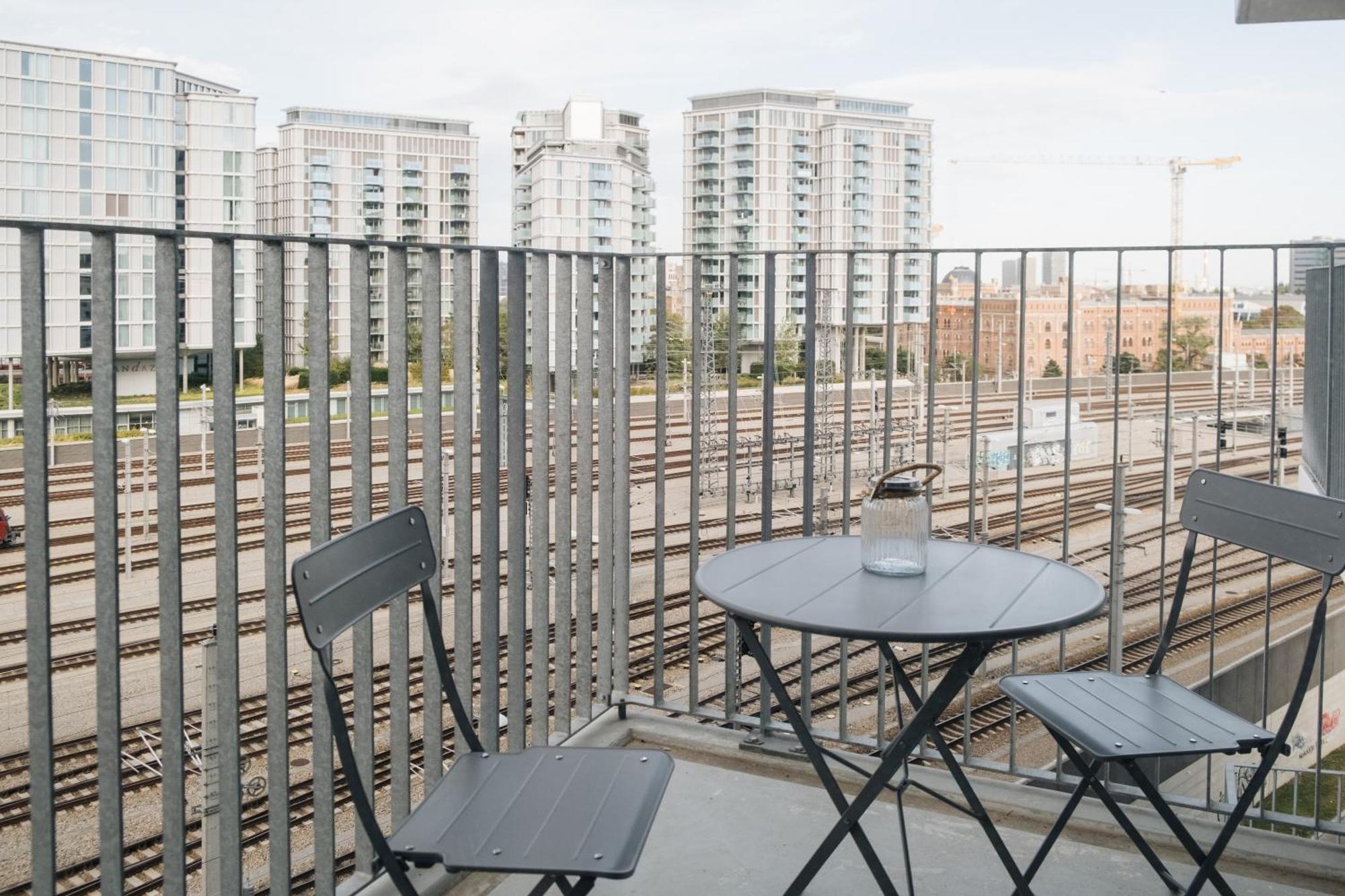 Decorous Cozy City View Suite เวียนนา ภายนอก รูปภาพ